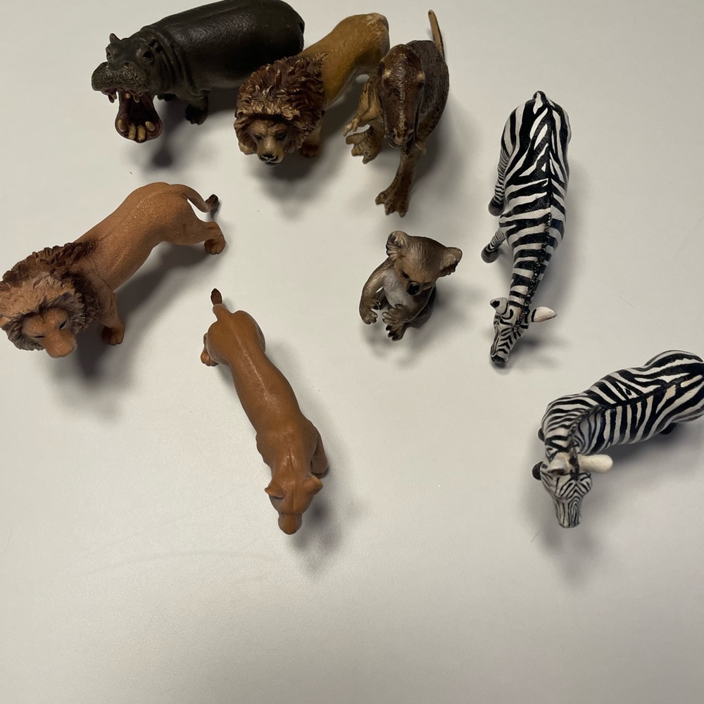 Safari Animal Toy Set - Brown, Black, Gray
